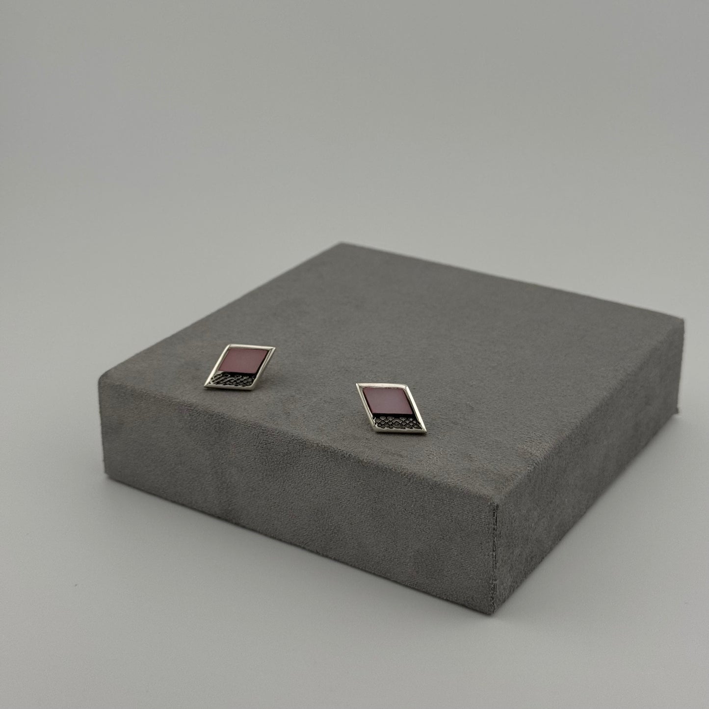 sterling silver earrings with mother of pearl stone