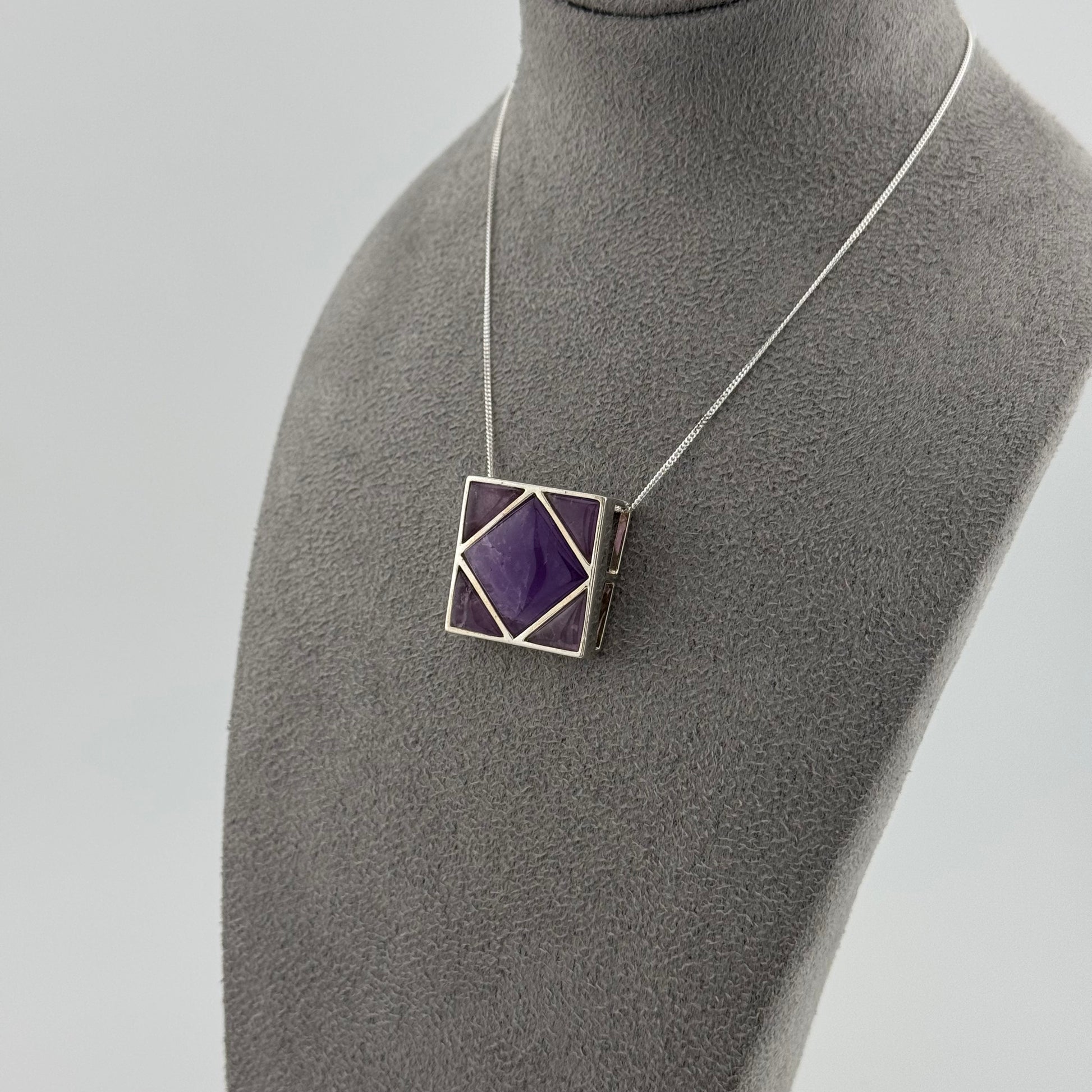 sterling silver necklace with natural amethyst pendant 