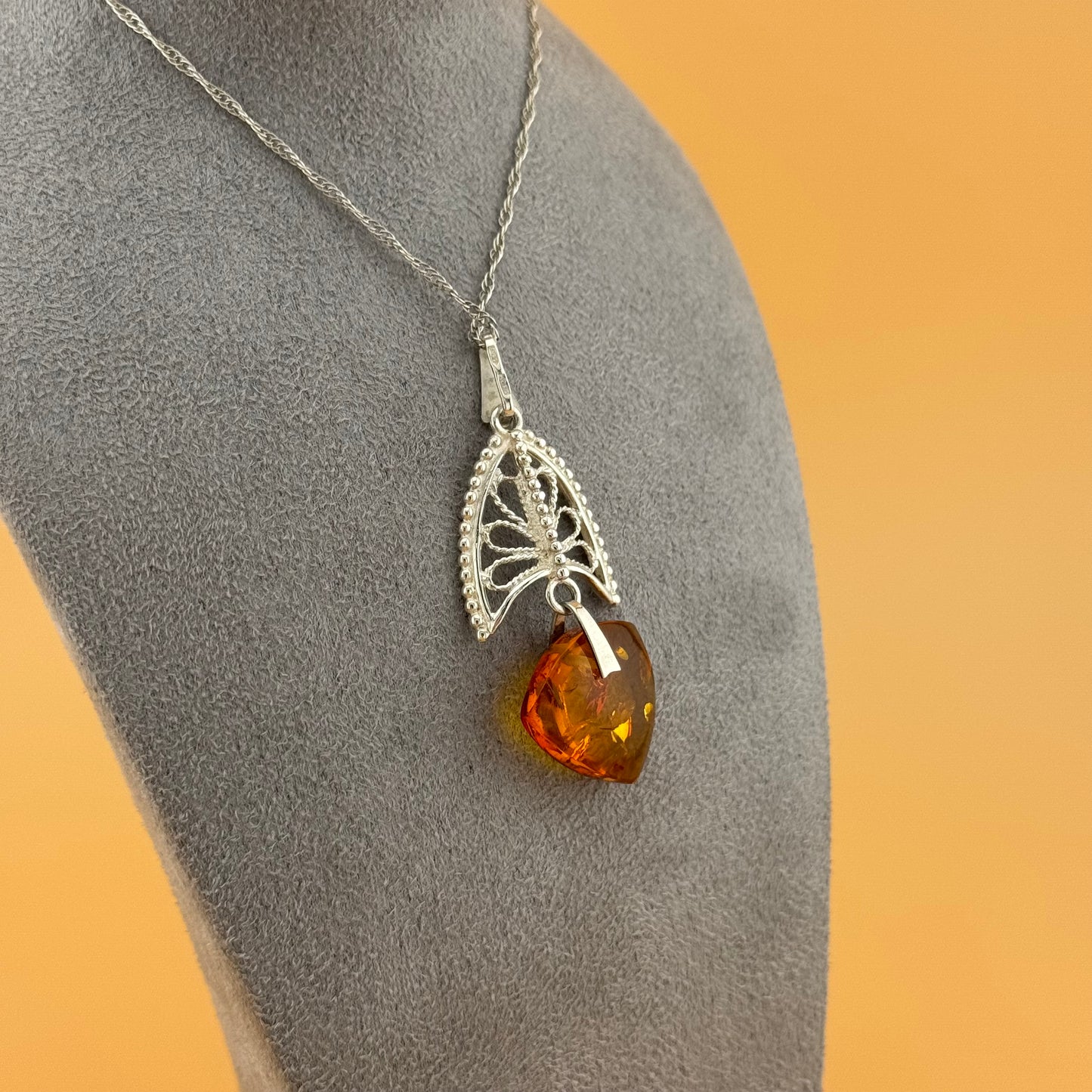 Gothic Fan-Style Amber Necklace - Sterling Silver